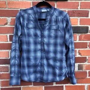 Athleta snap front shirt